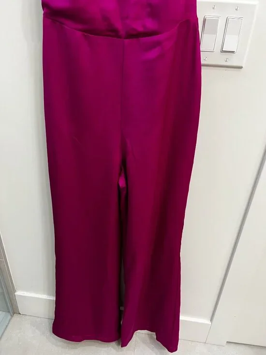 HARLYN Tie Back High Neck Satin Jumpsuit Size S Magenta Event Cocktail Wedding - Picture 7 of 11